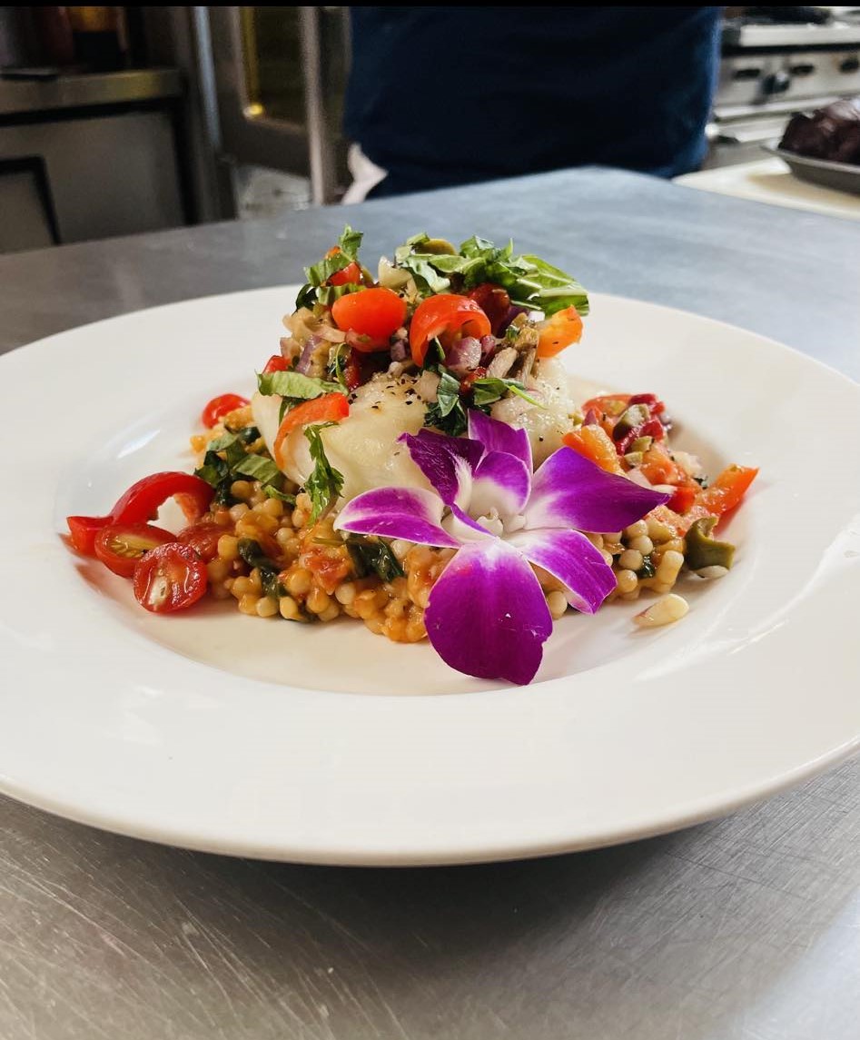 Dina's Bistro